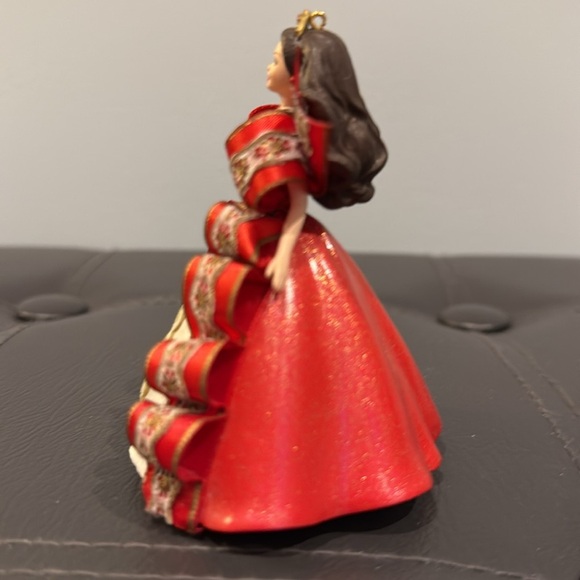 * Vintage* Hallamark| Barbie Keepsake Collector Series Ornament- 1997 - Picture 2 of 9